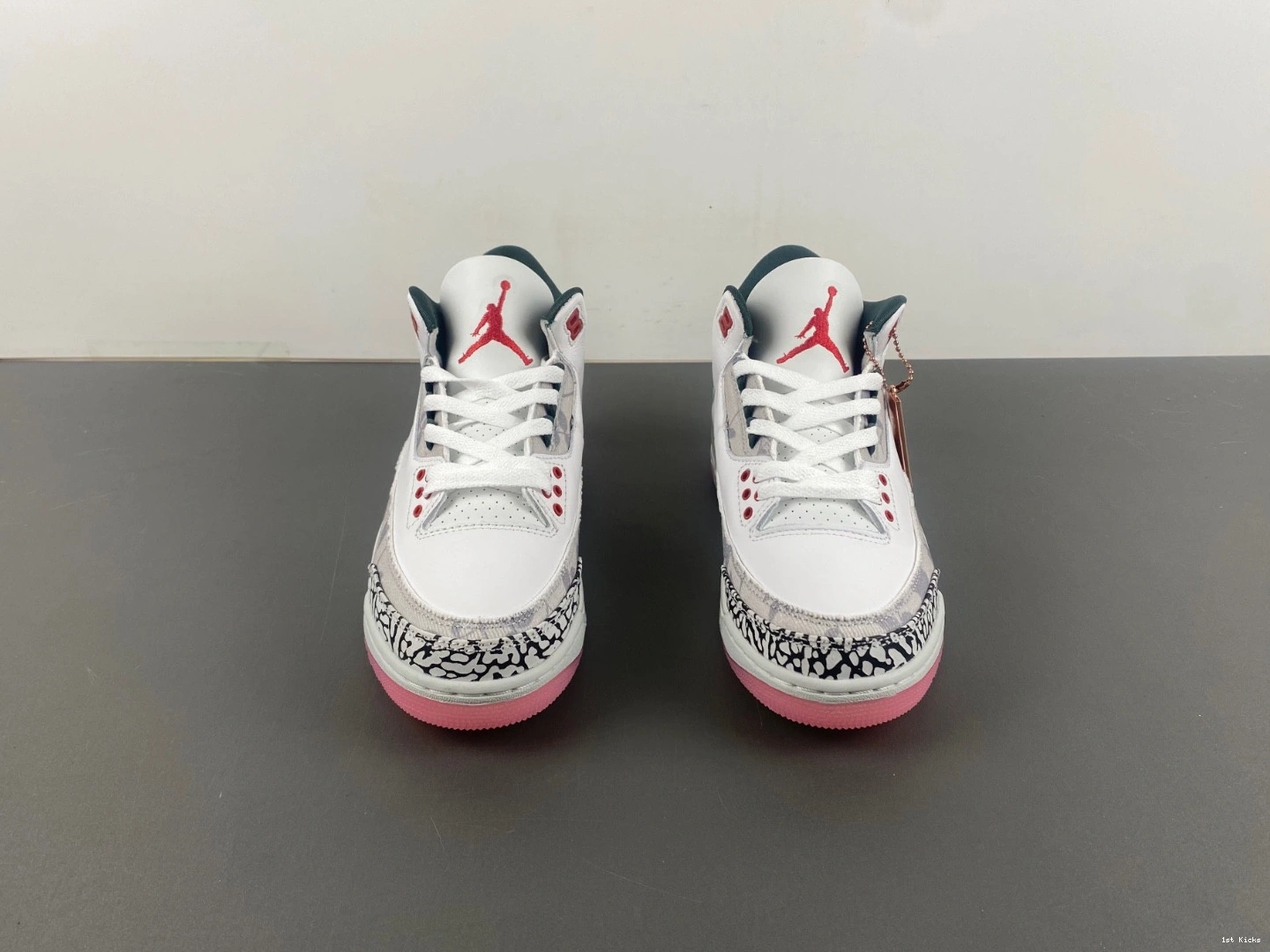 Retro 3 - Men's Wings HM6993-100 Jordan 0912